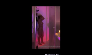Kikikattan - Nude shower in bathroom