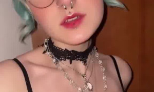 Lyracr0w0 - Sexy with erotic body New Onlyfans trending video leaked