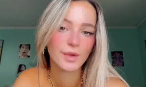 Kaitlyn Krems/KaitKrems - Nude show in bedroom So hot