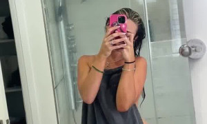 Mckinley Richardson - Nude shower in bath Hot Onlyfans video leaked