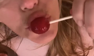 Diora Baird Underboob Lollipop Licking Onlyfans Video Leaked